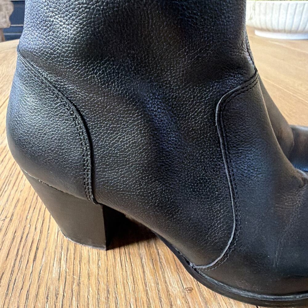 Diba Black Pebbled Leather Block Heel Ankle Zip Bootie 8 Western City Timeless - Picture 2 of 8